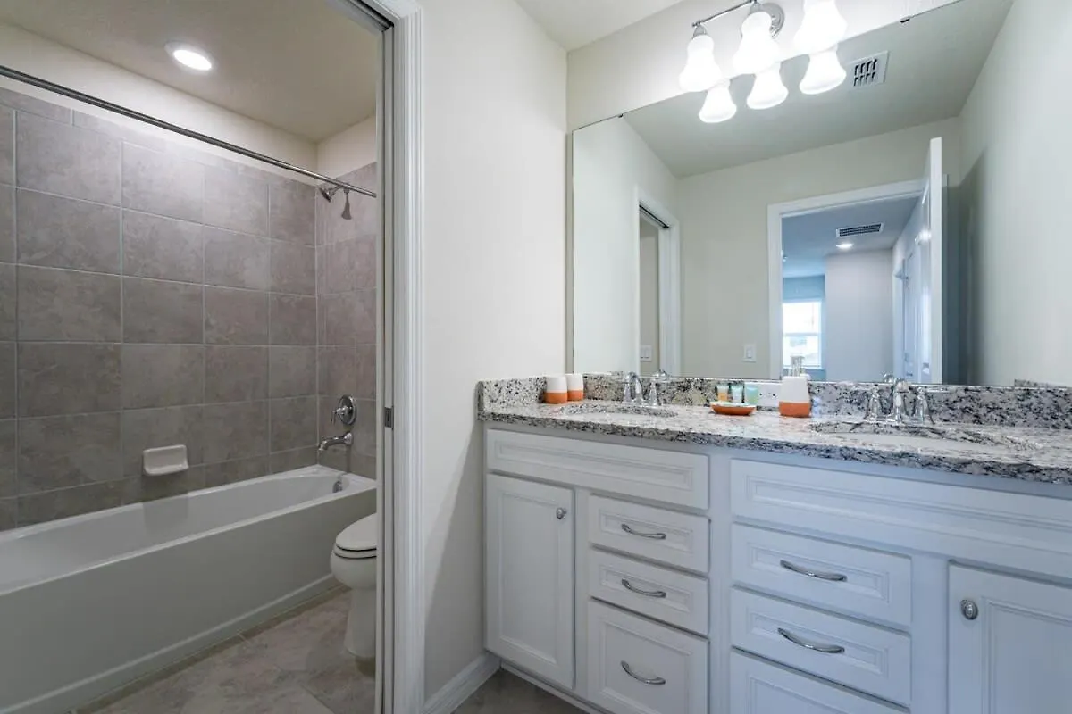 Holiday home Spacious New 5 Bedroom With Private Pool Near Disney Davenport United States
