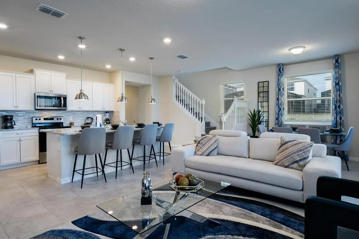 Spacious New 5 Bedroom With Private Pool Near Disney Davenport 0*,  United States